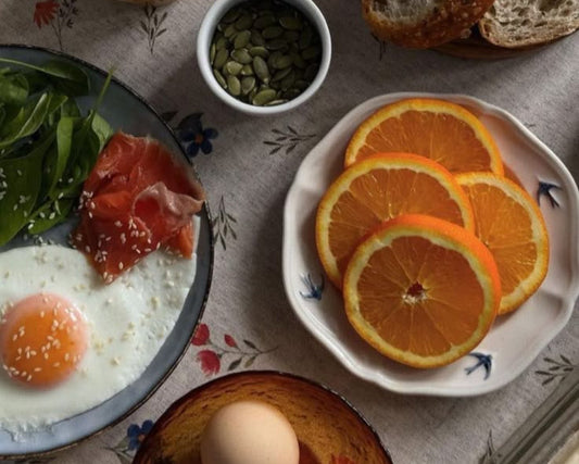 breakfast healthy nourishing eggs fruit